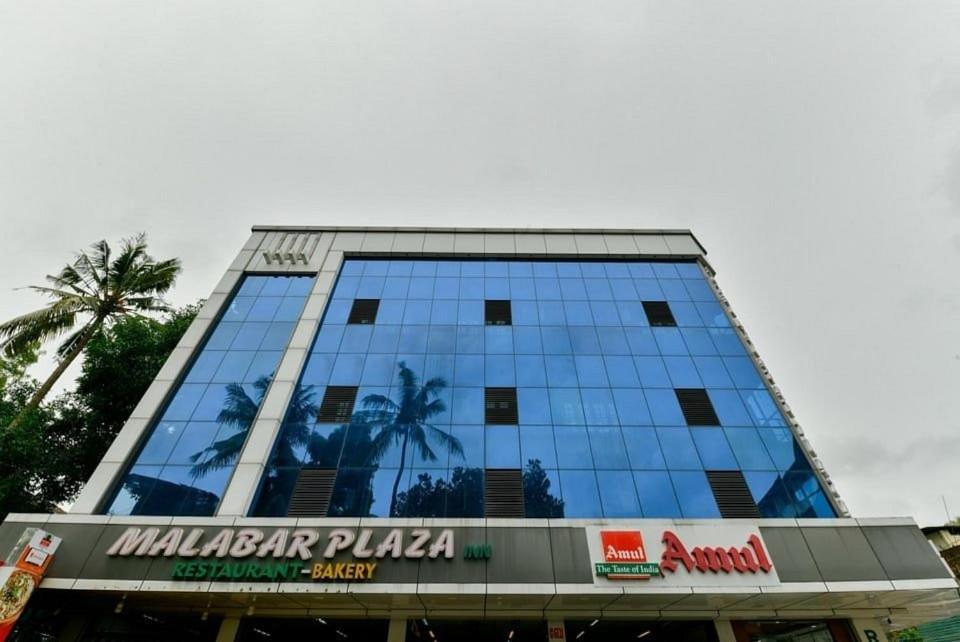 Kochi Malabar Plaza Inn מראה חיצוני תמונה